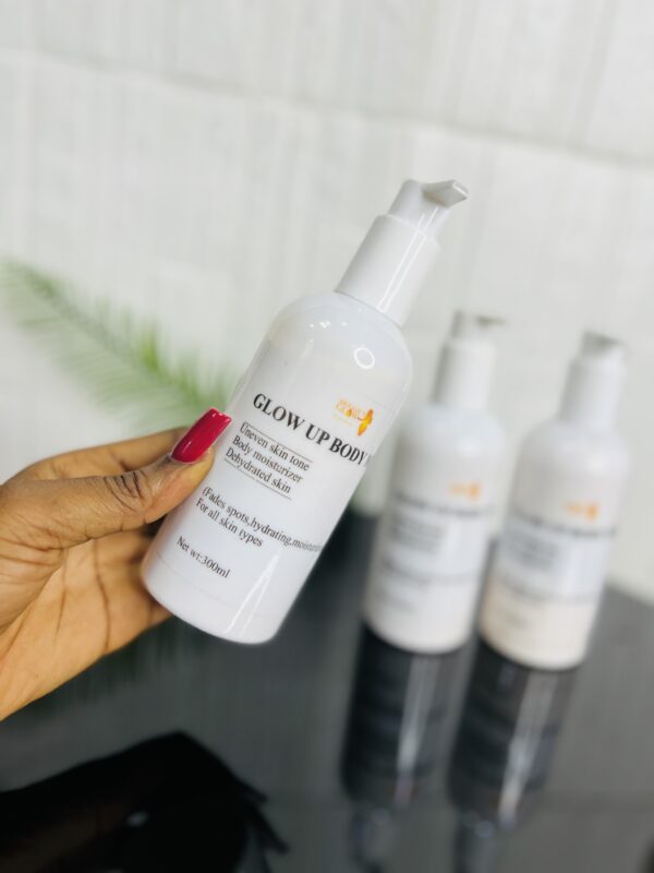 GLOW UP BODY MILK